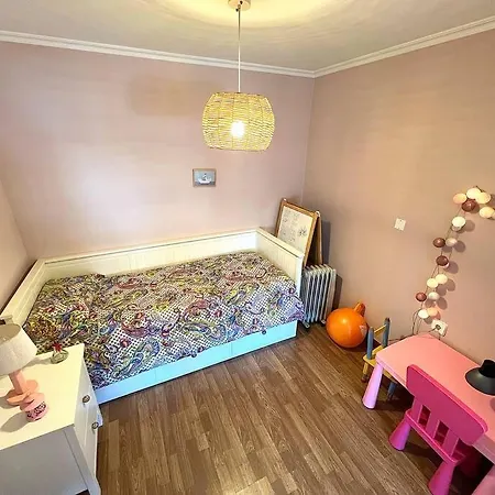 Atico En Barrio De La Magdalena, Apartmán