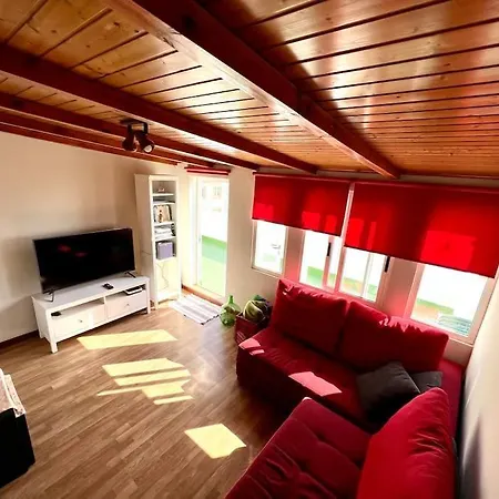 Apartmán Atico En Barrio De La Magdalena, *